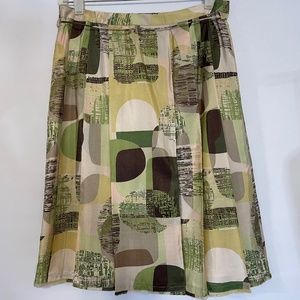 Banana Republic silk pleated skirt
